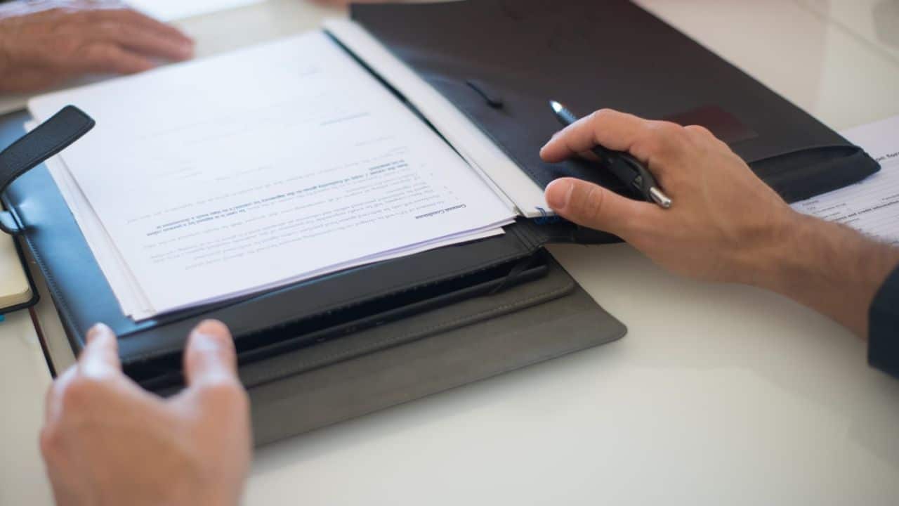 Legal Defenses for Fake ID Charges Legal Defenses for Fake ID Charges